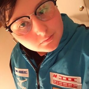 Meet your Posher, Alex